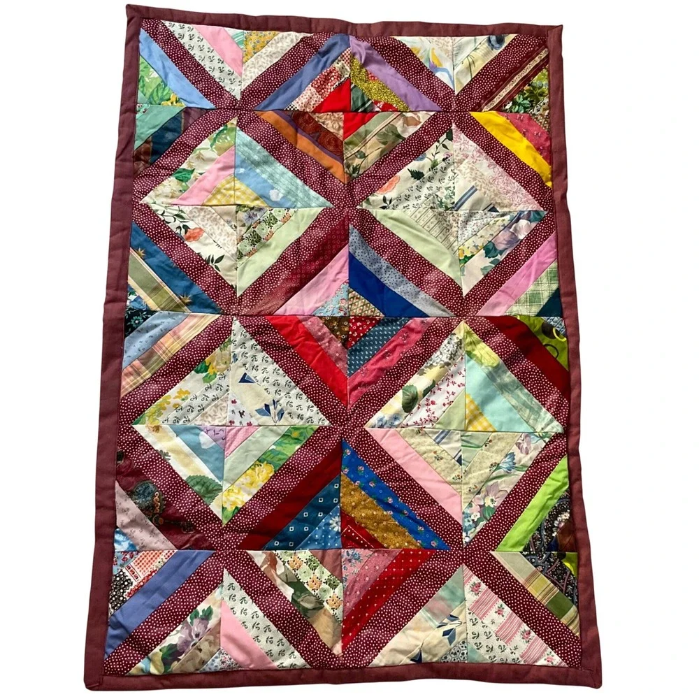 VTG 1950s MCM Handmade Patchwork String Quilt Diamond 34x50 Cottagecore FeedSack